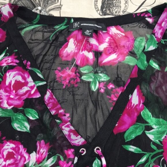 Inc Printed Lace-Up Top - Picture 4 of 6